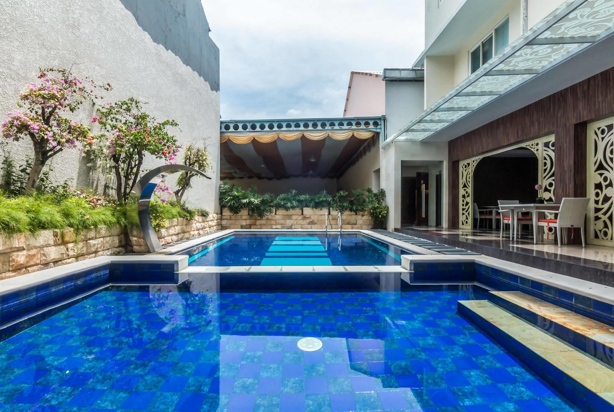 Zen Rooms Denpasar Marlboro المظهر الخارجي الصورة