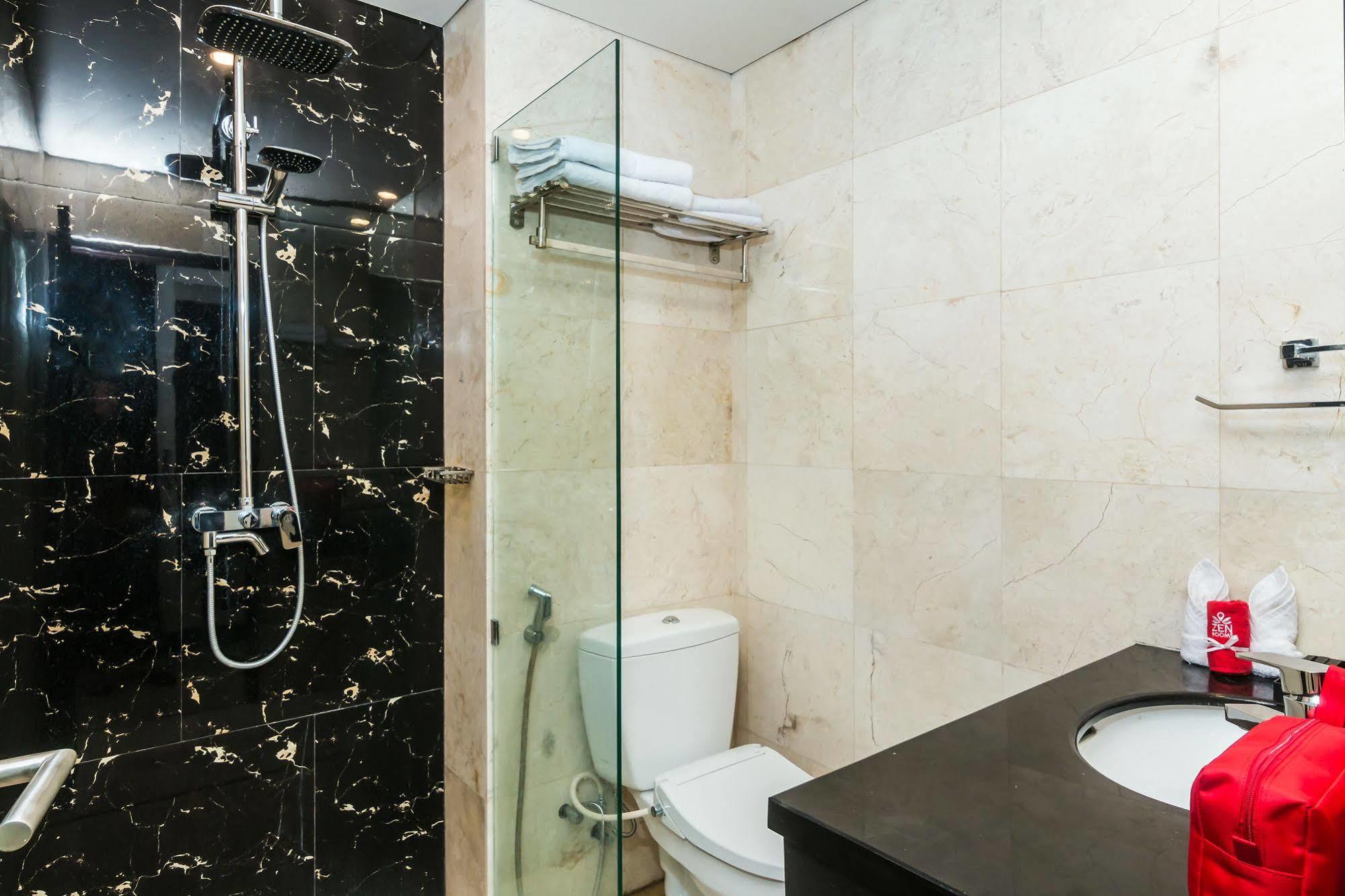 Zen Rooms Denpasar Marlboro المظهر الخارجي الصورة