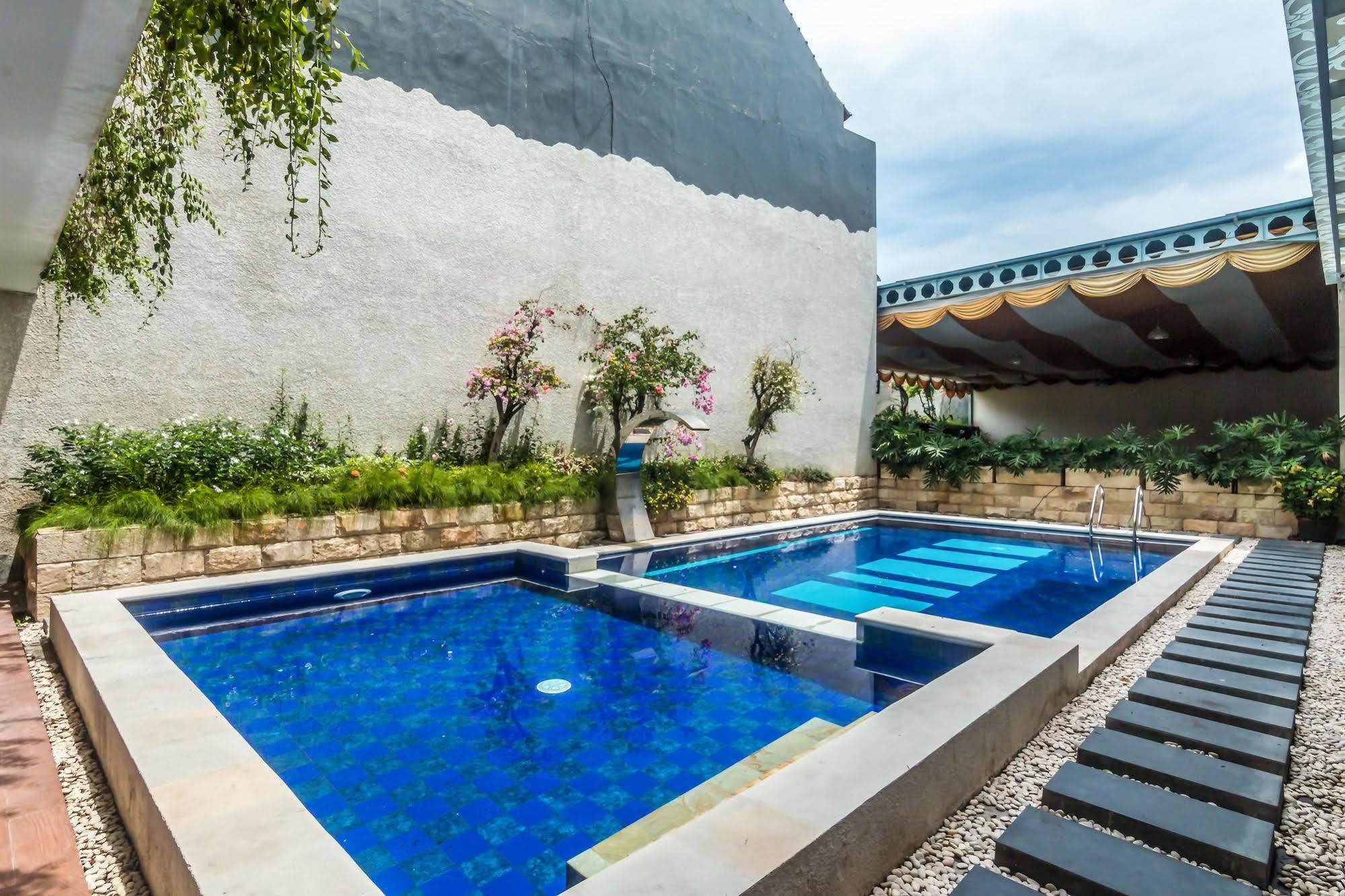 Zen Rooms Denpasar Marlboro المظهر الخارجي الصورة